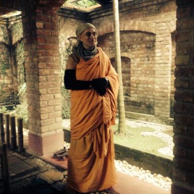Śāstra-cakṣus