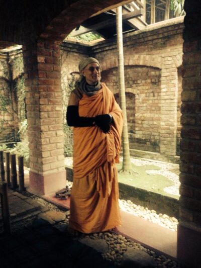 Śāstra-cakṣus
