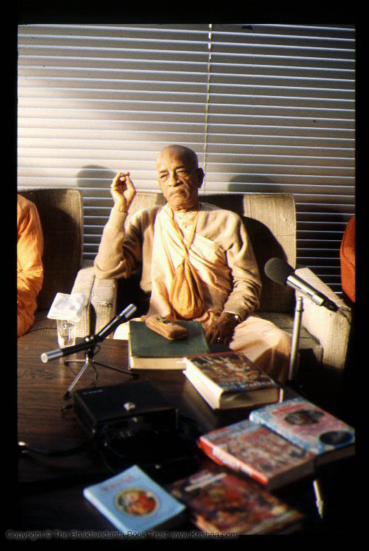 Srila Prabhupada CT37-216